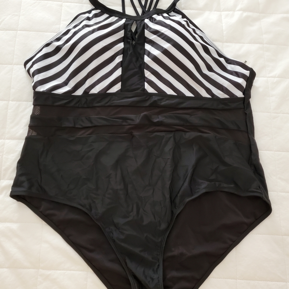 New Bathing suit